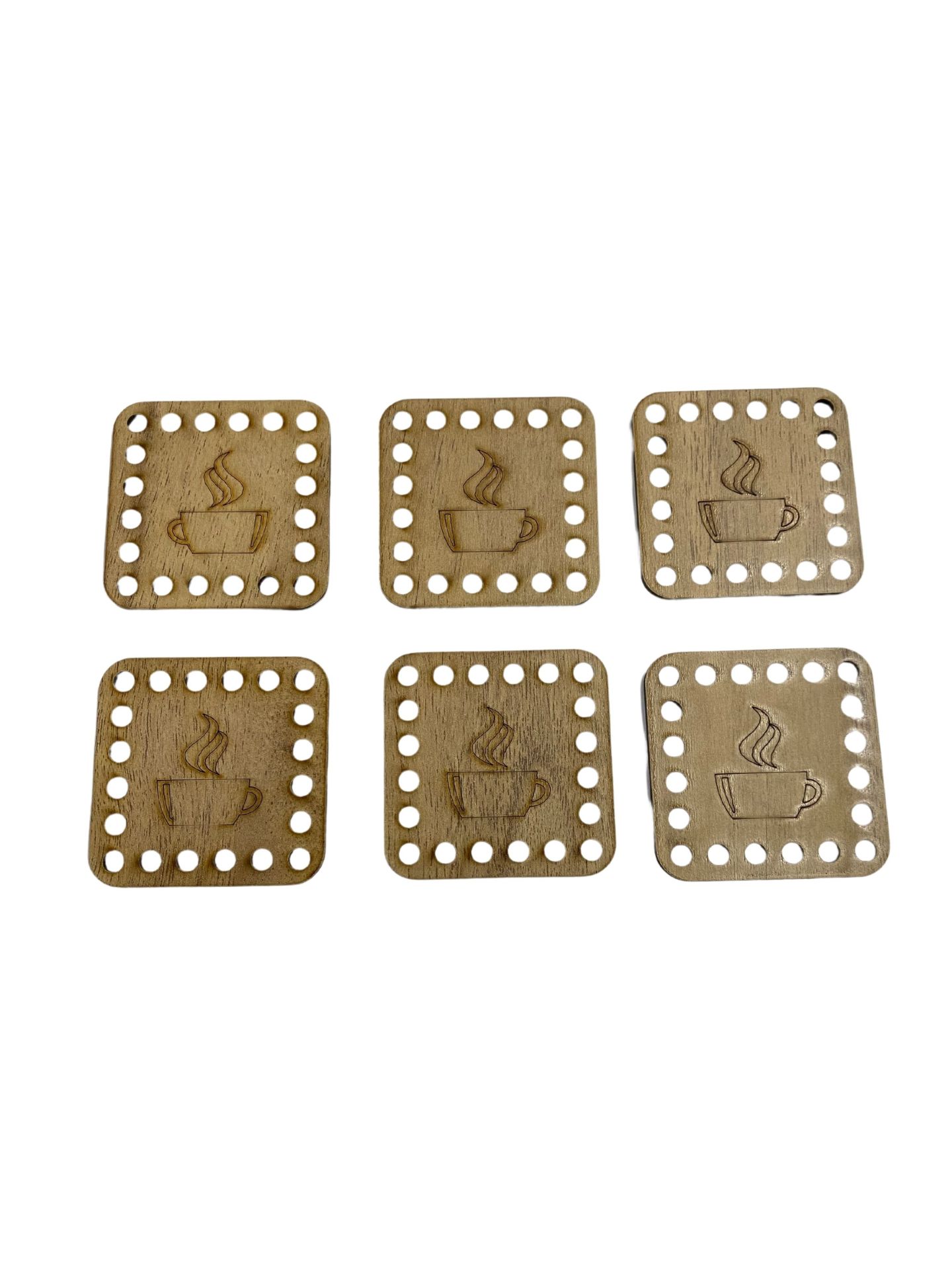 Ahşap Bardak Altlığı (kare) Delikli Ceviz Renk 6 Adet