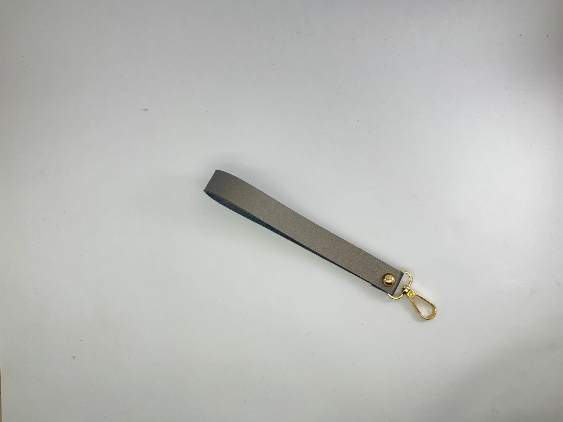 Deri Elcik Gri Renk Gold Kancalı